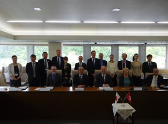 Presidential Delegation from Bern University of Applied Sciences, Switzerland visit to NAIST (May 10, 2019)