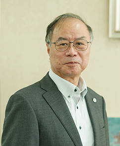 垣内喜代三 理事副学長の写真