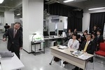 福井文部科学副大臣が本学を視察（2013/03/23）
