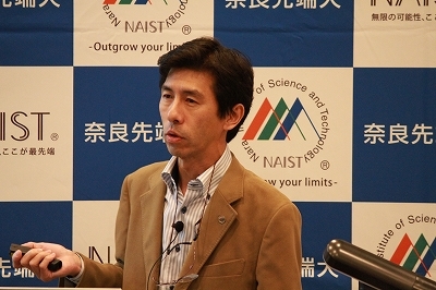 〔プレスリリース〕根の先端を保護する細胞が自ら剥がれ落ちる仕組みを解明、細胞壁を分解する酵素と調節因子を発見　～植物の成長力増進や土壌環境の改善に期待～