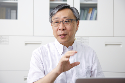 植物成長制御研究室の梅田正明教授が代表を務める新学術領域「植物多能性幹細胞」が、新学術領域研究（研究領域提案型）の中間評価でA+の評価を獲得