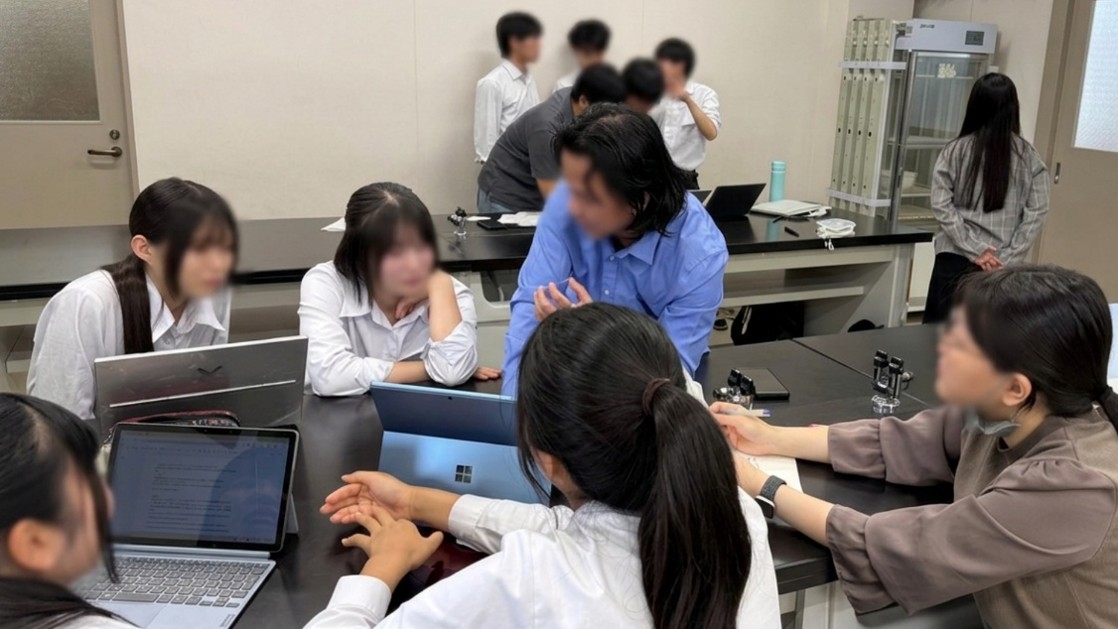 International Students Join Online STEM Exchange with Nara Kita High School
