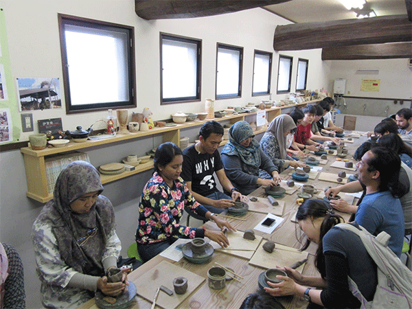 A one-day excursion to Iga for international students (June 5, 2016)