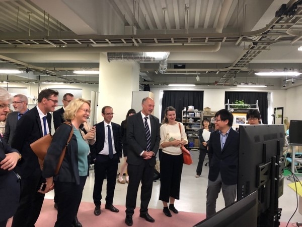 Presidential Delegation from Bern University of Applied Sciences, Switzerland visit to NAIST (May 10, 2019)