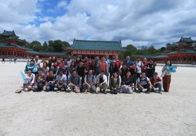 Group Photo at Daigokuden of Heianjingu Shrine