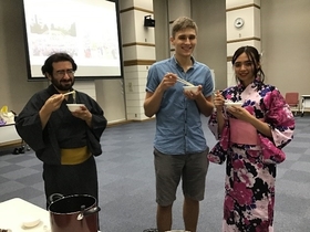 Students dressed in yukata, a traditional summertime outfit, enjoying “tokoroten”