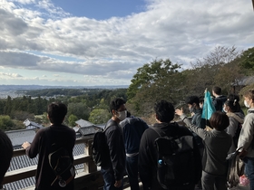 Participants were fascinated with the panoramic view of Nara city from the stage of Nigatsu-do