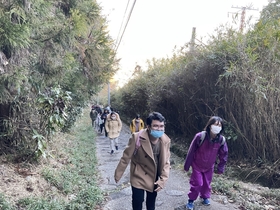 Students enjoying hiking in Mt. Ikoma