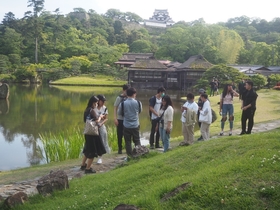 Strolling the beautiful Genkyu-en Garden