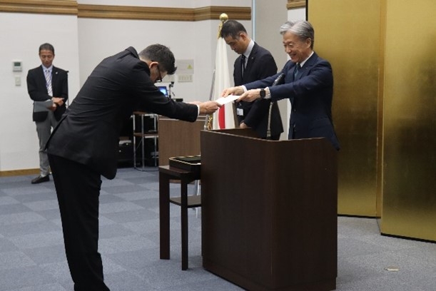令和8年度 財務貢献者報奨授与式を実施（2026/10/02）