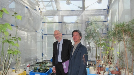 ENSカシャン校（フランス）の学長が本学を表敬訪問（2016/04/15）