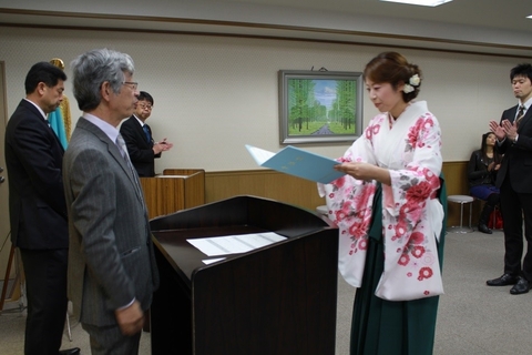 平成28年度学位記授与式を挙行（2016/12/22）