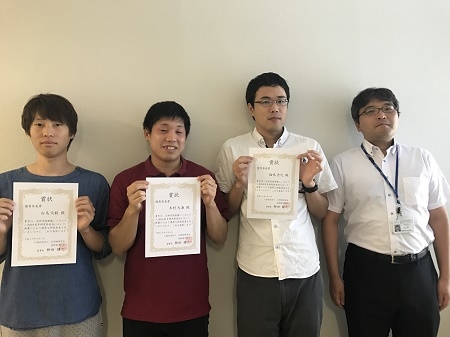 センシングデバイス研究室の木村大海さん(博士前期課程2年)、白鳥大毅さん(博士前期課程1年)、福嶋宏之さん(博士前期課程1年)が応用物理学会放射線分科会 次世代放射線シンポジウム2018において優秀発表賞を受賞