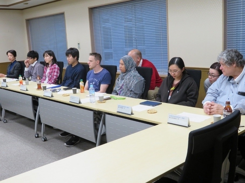 学長と学生との懇談会を開催（2018/10/22,29）