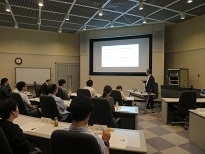 第22回トップセミナー～企業等のマネジメント経験者との意見交換会～を開催（2018/09/27）