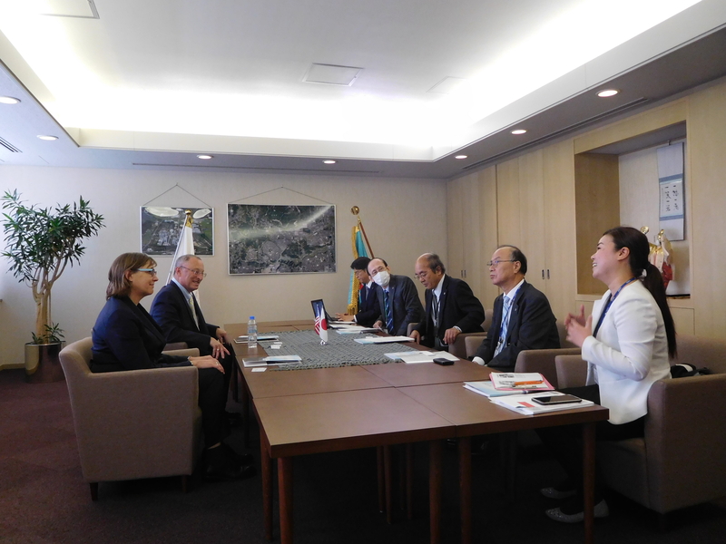 カリフォルニア大学デービス校(アメリカ)Hexterプロボスト が本学を表敬訪問(2018/11/14)