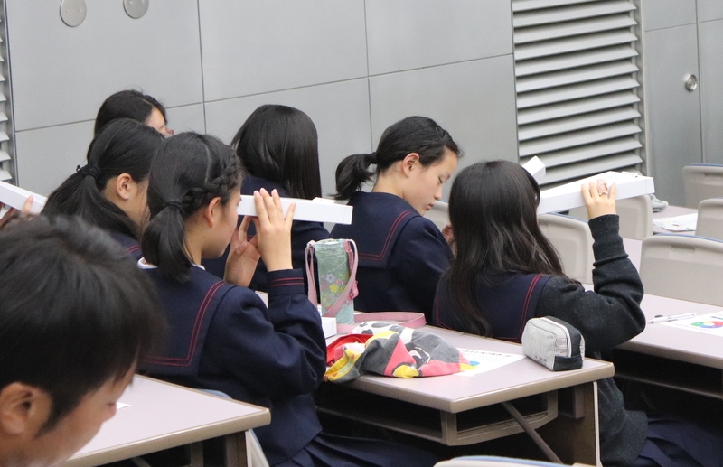 生駒市立中学生に特別授業を開催（2018/11/15～16）