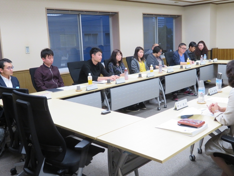 学長と学生との懇談会を開催（2019/10/21,25）