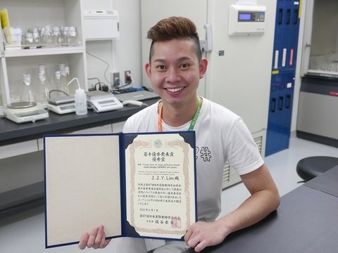 器官発生工学研究室のJonathan Lim Jun-Yongさん（博士後期課程1年）が第67回日本実験動物学会総会の「若手優秀発表賞　優秀賞」を受賞（2020/06/10）