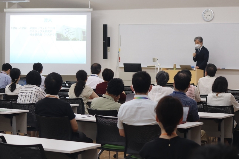 塩﨑学長が奈良学園大学で講演（2022/7/22）