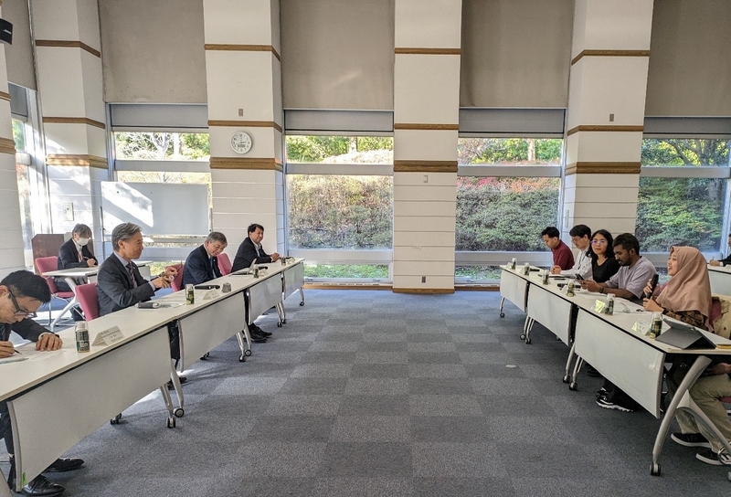 「学長と学生との懇談会」を開催（2023/11/7）