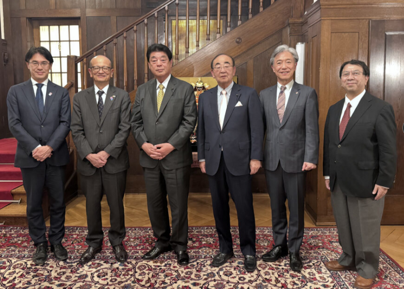 塩﨑学長一行がスイス・ベルン州を訪問(2025/5/19-25)