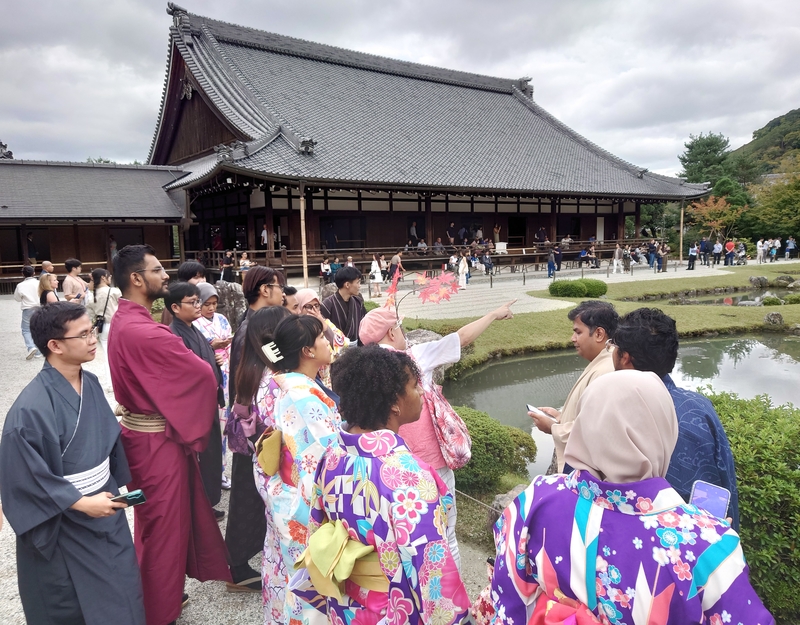 留学生見学旅行を実施（2025/10/19）