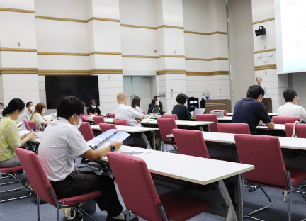 画像:学長記者懇談会を実施